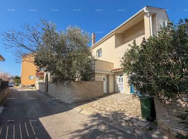 Kuca, Ližnjan, prodaja, 495000 €, 353 m2