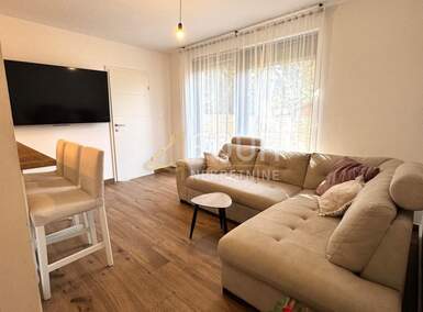 Trosoban stan, Medulin, Banjole, prodaja, 223000 €, 45 m2