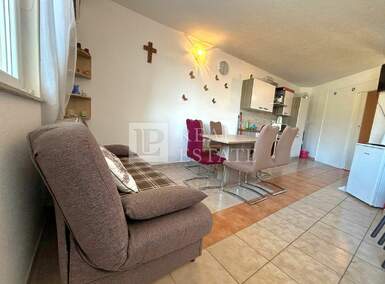 Trosoban stan, Novi Vinodolski, prodaja, 159000 €, 47 m2