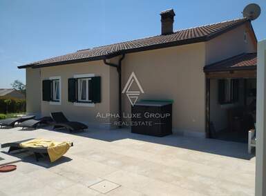 Kuca, Poreč, prodaja, 449000 €, 160 m2