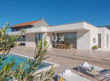 Kuca, Šibenik, Bilice, prodaja, 665000 €, 120 m2