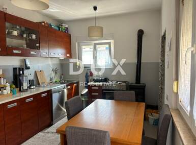 Trosoban stan, Pula, Kaštanjer, prodaja, 250000 €, 79 m2