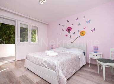 Dvosoban stan, Split, prodaja, 390000 €, 84 m2