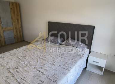 Trosoban stan, Medulin, prodaja, 176500 €, 50 m2