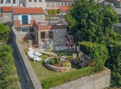 Kuca, Crikvenica, prodaja, 415000 €, 130 m2