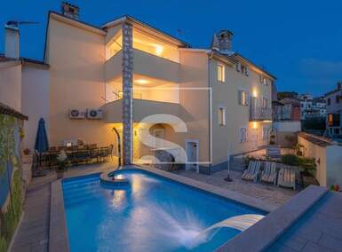 Kuca, Vodnjan, prodaja, 730000 €, 537 m2