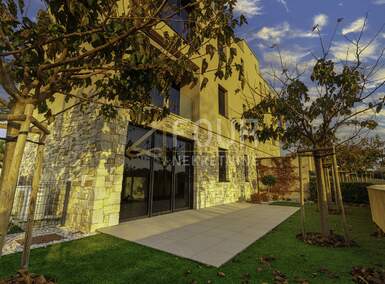 Trosoban stan, Umag, prodaja, 452793 €, 79 m2