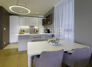 Dvosoban stan, Umag, prodaja, 541625 €, 61 m2