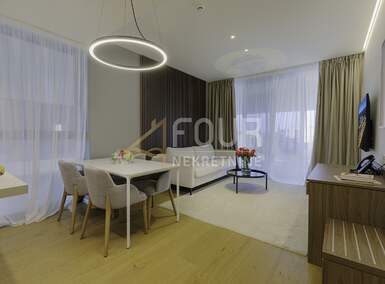 Dvosoban stan, Umag, prodaja, 903681 €, 94 m2