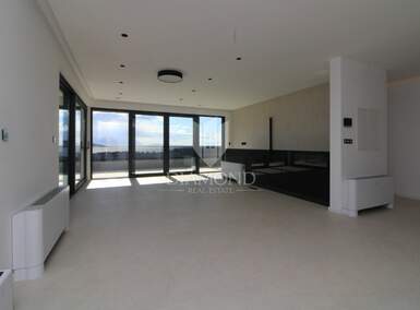 Cetvorosoban stan, Krk, prodaja, 950000 €, 170 m2