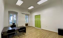 Poslovni prostor, Rijeka, Centar, najam, 400 €, 24 m2