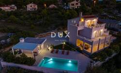 Kuca, Novigrad, prodaja, 1700000 €, 270 m2