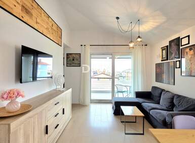 Trosoban stan, Poreč, Žbandaj, prodaja, 265000 €, 77 m2