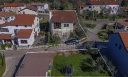 Kuca, Buje, prodaja, 370000 €, 129 m2