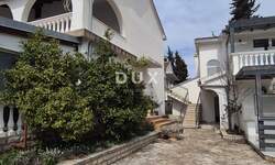 Kuca, Vodice, Srima, prodaja, 890000 €, 350 m2