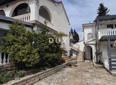 Kuca, Vodice, Srima, prodaja, 890000 €, 350 m2