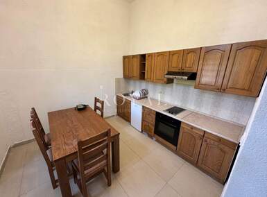 Cetvorosoban stan, Rijeka, Mlaka, najam, 2800 €, 190 m2