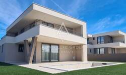 Kuca, Krk, Linardići, prodaja, 870000 €, 213 m2