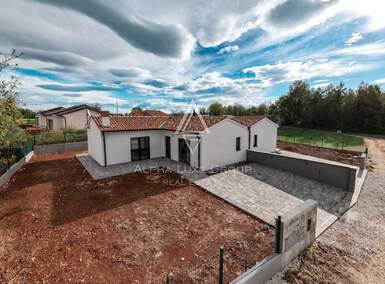 Kuca, Barban, prodaja, 265000 €, 82 m2