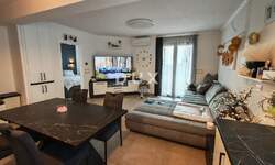 Trosoban stan, Pula, Veli vrh, prodaja, 260600 €, 67 m2