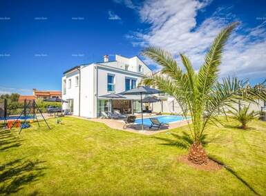 Kuca, Novigrad, prodaja, 735000 €, 280 m2