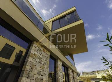 Kuca, Umag, prodaja, 2322494 €, 327 m2