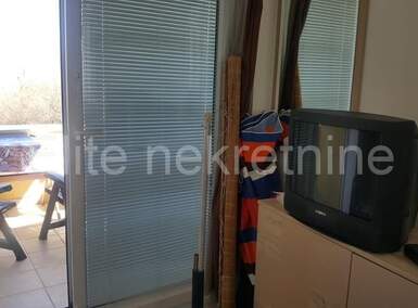 Dvosoban stan, Dobrinj, Klimno, prodaja, 205000 €, 44 m2