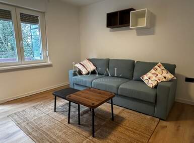 Dvosoban stan, Rijeka, Turnić, najam, 800 €, 50 m2