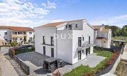 Kuca, Poreč, prodaja, 1060000 €, 365 m2