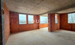 Trosoban stan, Viškovo, Marinići, prodaja, 343000 €, 84 m2