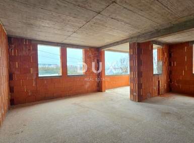 Trosoban stan, Viškovo, Marinići, prodaja, 343000 €, 84 m2