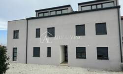 Cetvorosoban stan, Poreč, prodaja, 299000 €, 75 m2