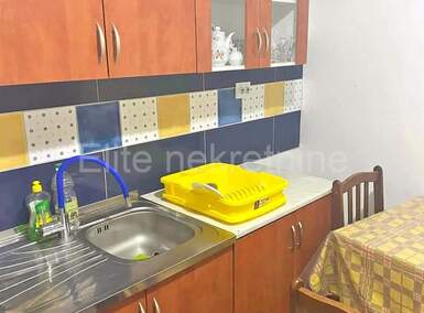 Dvosoban stan, Pula, najam, 450 €, 34 m2