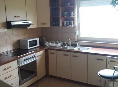 Trosoban stan, Viškovo, Marčelji, najam, 800 €, 73 m2