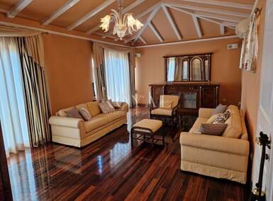 Kuca, Opatija, Opatija - Centar, najam, 5000 €, 430 m2