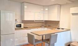 Trosoban stan, Rijeka, Drenova, najam, 750 €, 54 m2