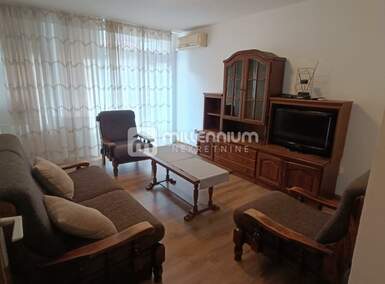 Trosoban stan, Rijeka, Belveder, najam, 750 €, 69 m2