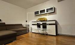 Trosoban stan, Pula, Valmade, prodaja, 215000 €, 75 m2