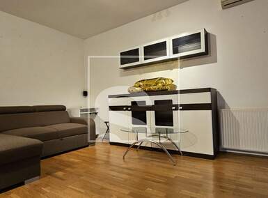 Trosoban stan, Pula, Valmade, prodaja, 215000 €, 75 m2