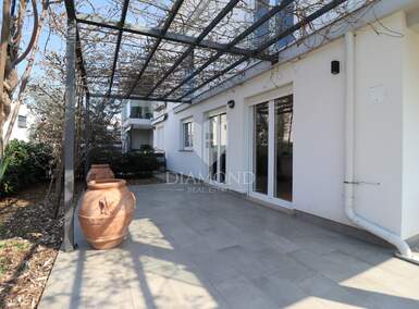 Kuca, Poreč, prodaja, 450000 €, 136 m2