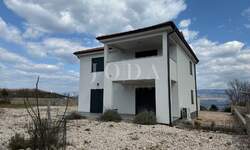 Kuca, Vrbnik, prodaja, 599000 €, 152 m2