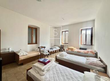 Kuca, Labin, prodaja, 290000 €, 280 m2