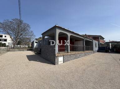 Kuca, Vodice, prodaja, 590000 €, 222 m2