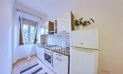 Dvosoban stan, Pula, Centar, prodaja, 160000 €, 25 m2