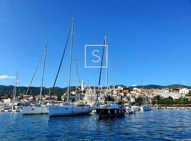 Kuca, Novi Vinodolski, prodaja, 305000 €, 160 m2