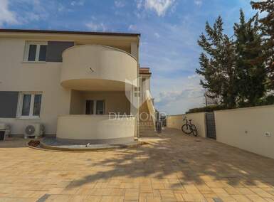 Cetvorosoban stan, Ližnjan, Šišan, prodaja, 246000 €, 91 m2