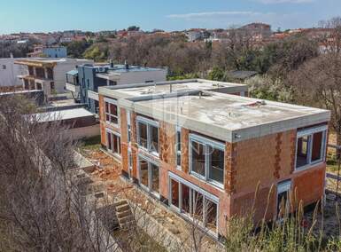 Kuca, Ližnjan, prodaja, 530000 €, 168 m2