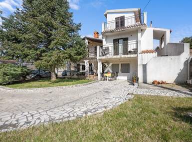 Kuca, Ližnjan, prodaja, 460000 €, 350 m2