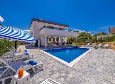 Kuca, Krk, Žgaljići, prodaja, 985000 €, 180 m2