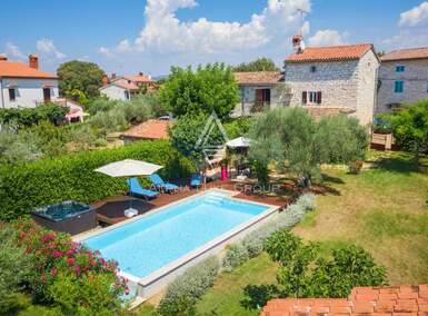 Kuca, Poreč, prodaja, 450000 €, 120 m2